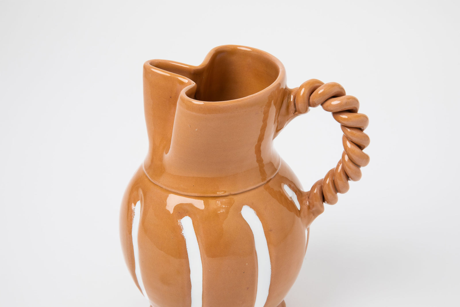 Figura Pinch Jug Terracotta