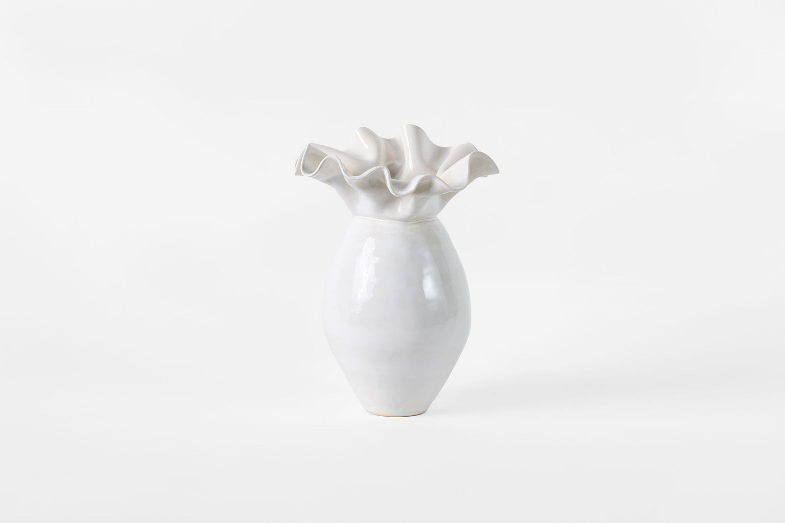 Medium Wave Vase Gloss White