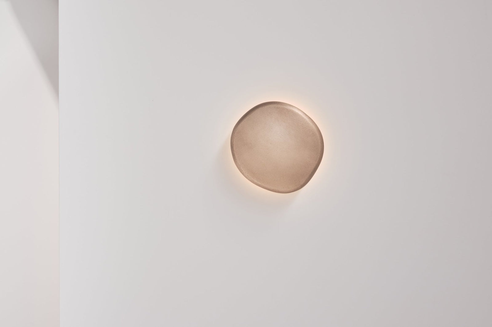 Goldie Wall Light Linished Bronze | Jardan | Lighting