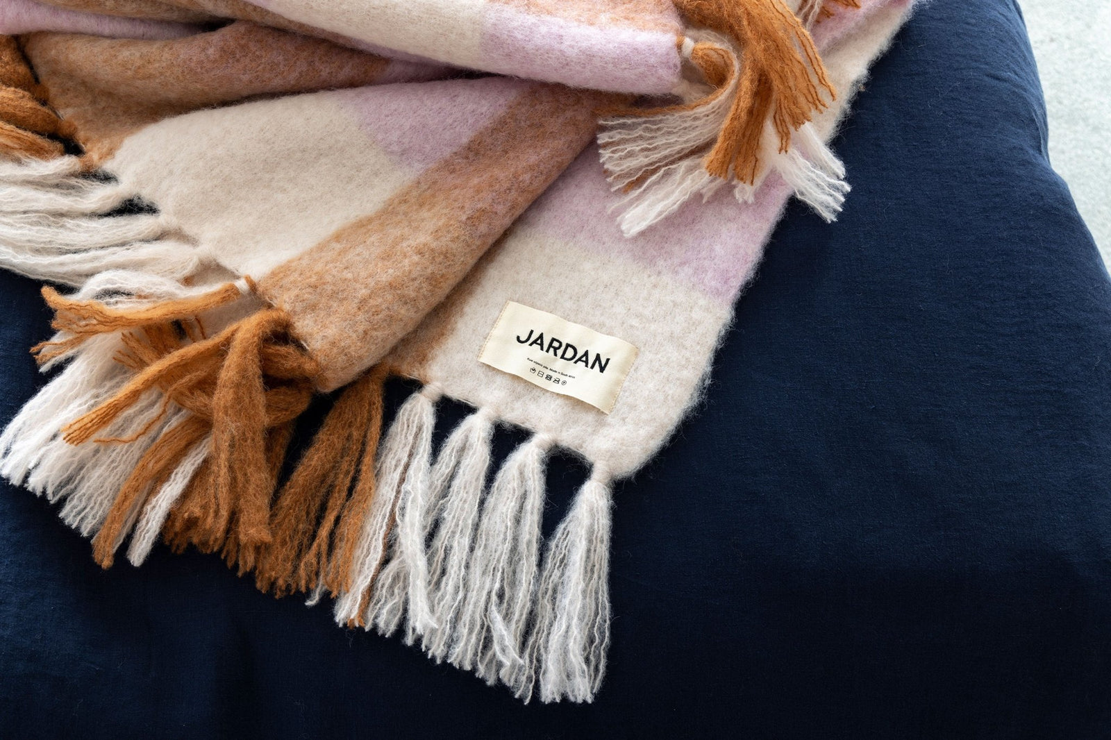 Vera Blanket | Jardan | Homeware