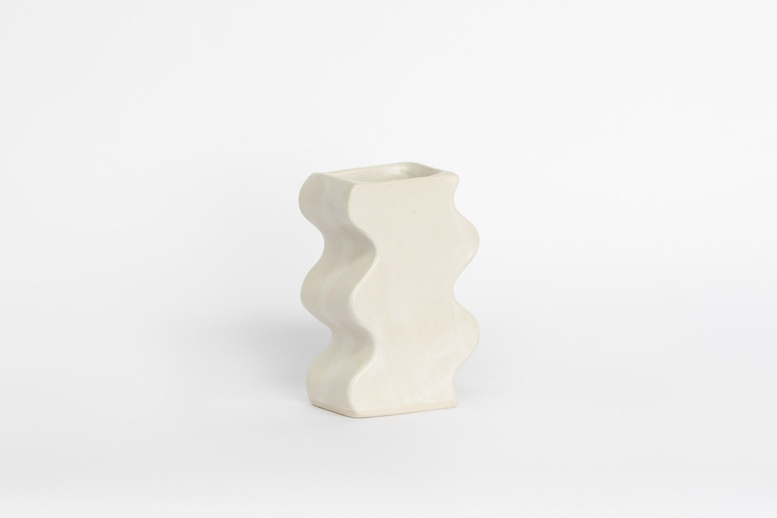 Wave Vase White